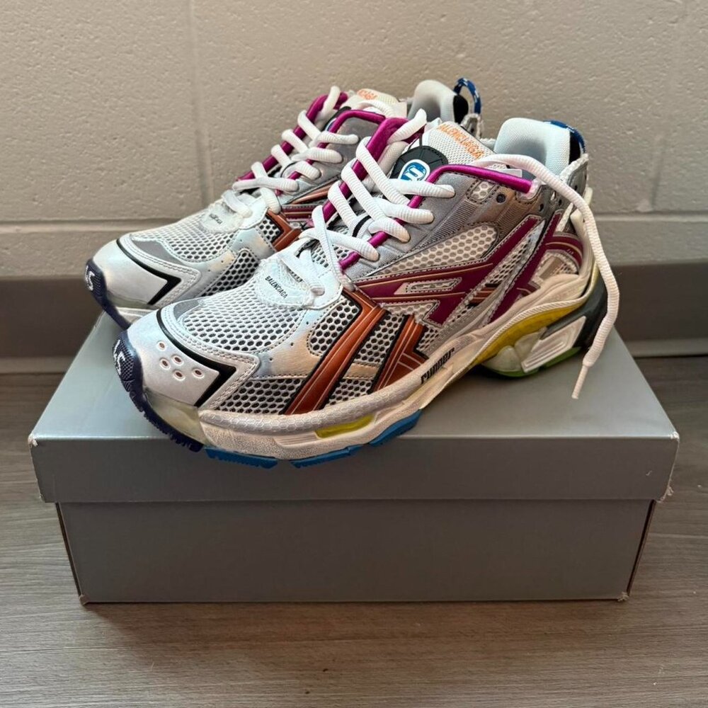 Size12 - Balenciaga Runner multi-colored